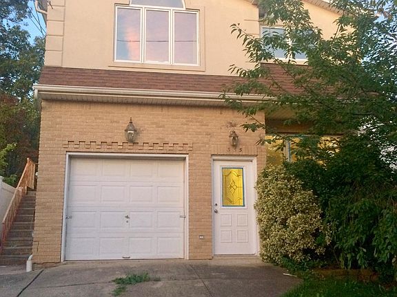 2nd image of 335 Eltingville Blvd #2
