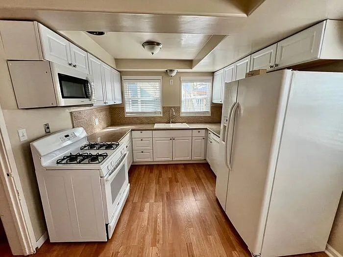 261 Larkin St #261 — Photo 7