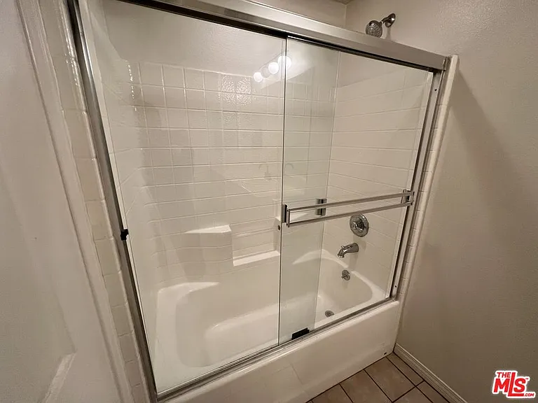 6020 Seabluff Dr #302 — Photo 9