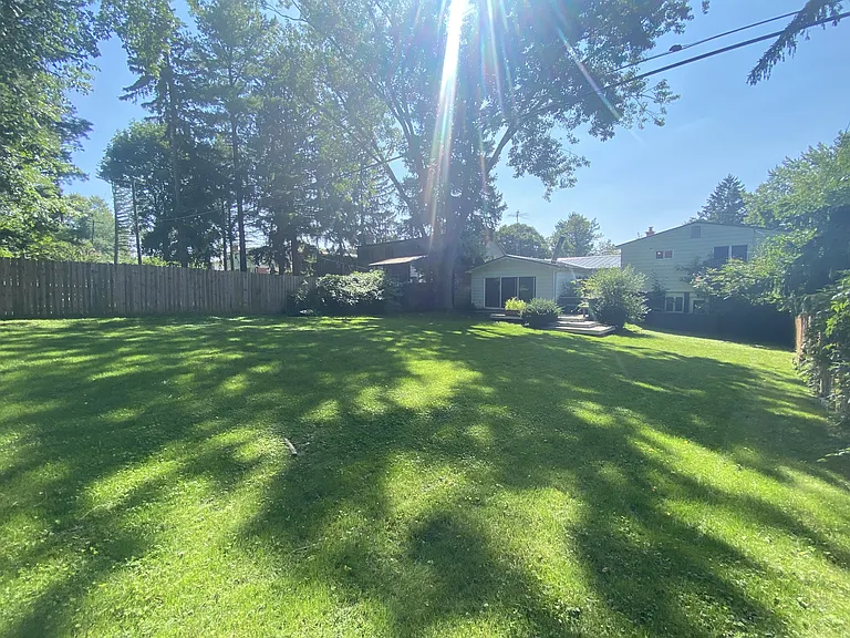 2609 Lillian Rd — Photo 10