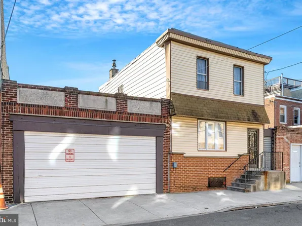 2711 E Thompson St, Philadelphia, PA 19134
