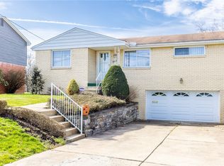 4587 Marina Dr, Homestead, PA
