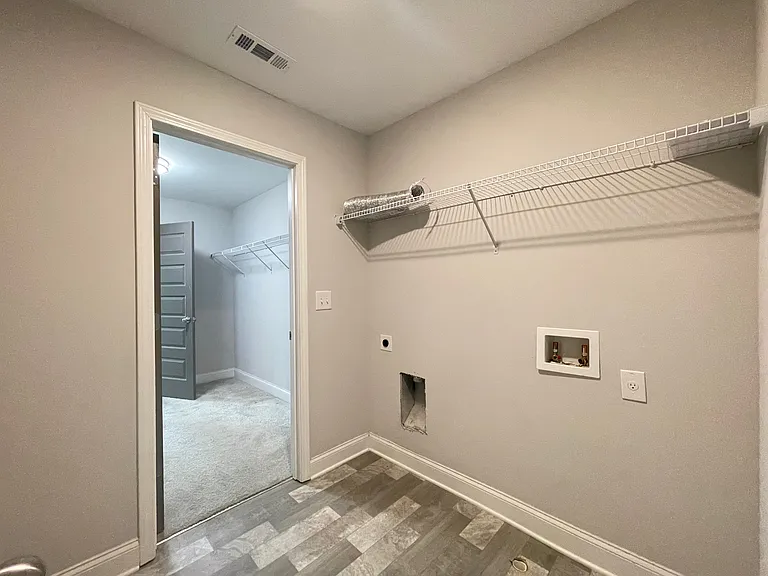 598 Omnia Ct — Photo 21