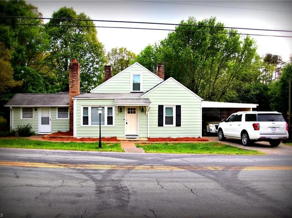 661 W Dalton Rd, King, NC 27021