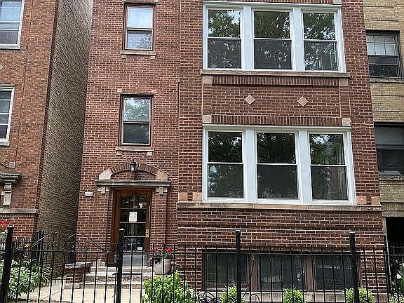 2nd image of 3532 N Bosworth Ave #1