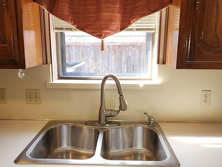 604 Chaffee Dr — Photo 8