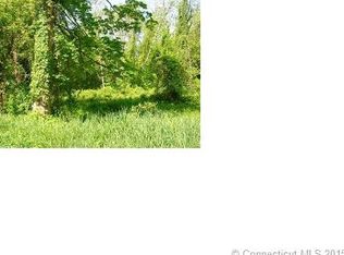 22 Brook Hill Dr, East Hampton, CT 06424