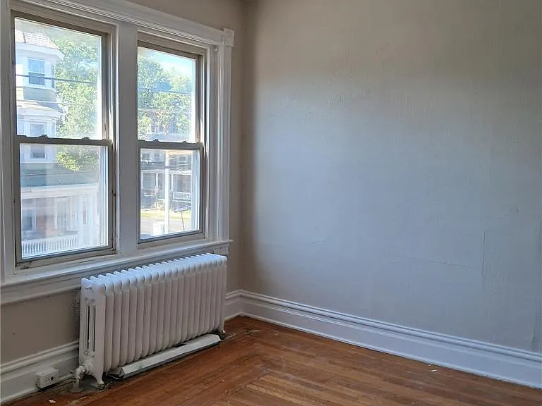 44 N 13th St #2 — Photo 2