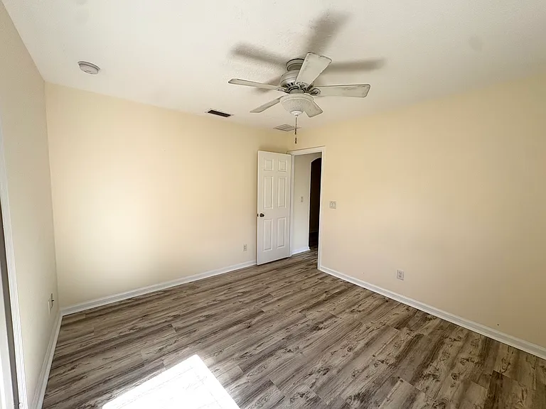 205 N Hidden Tree Dr — Photo 23