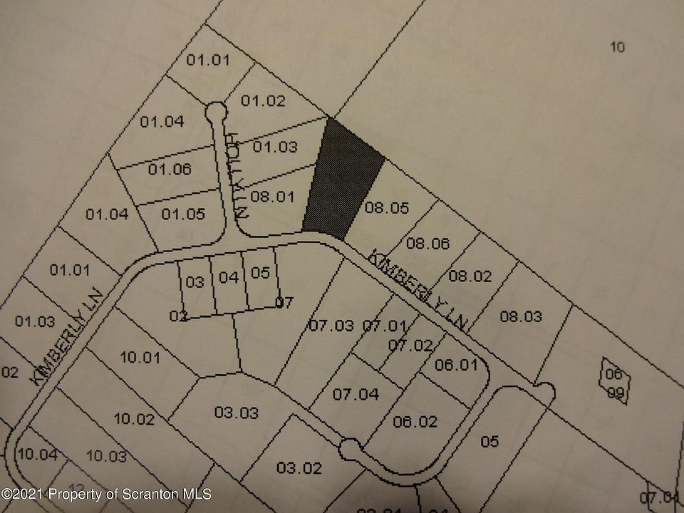 1st image of 17 Kimberly Ln