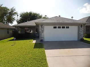 2008 Mockingbird St, Palmview, TX 78572