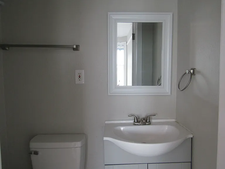 3223 6th Ave #1 — Photo 10