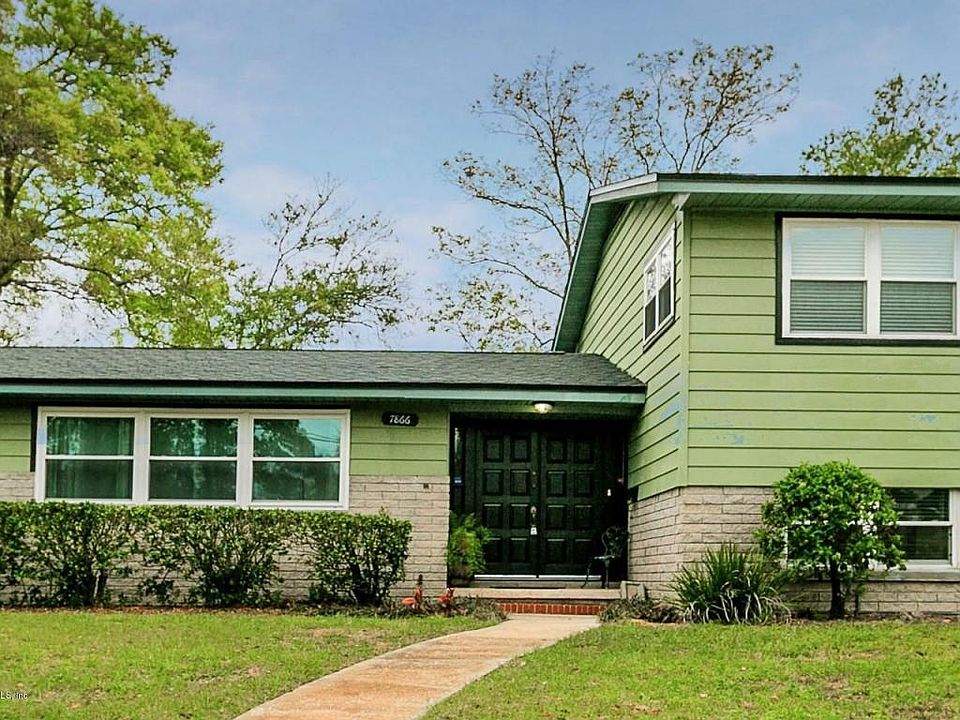 1st image of 7866 Valleyview Dr