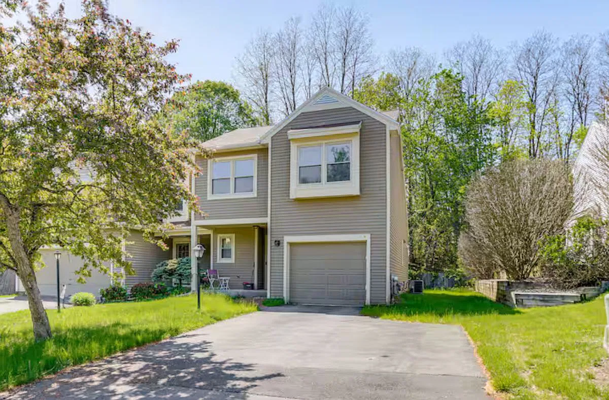 3 bed, 3.0 bath, 1509 sqft, $2,595 — Photo 1