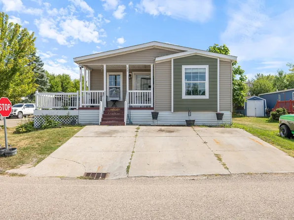 1360 Rolling Hills Dr, Maplewood, MN 55119
