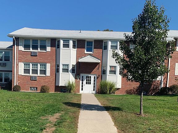 2nd image of 694 Talcottville Rd #34A