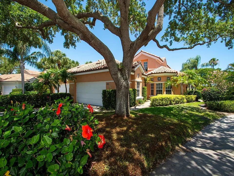 4892 N Newport Island Dr #4831