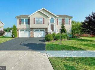 46 Steed Ln, Hanover, PA 17331