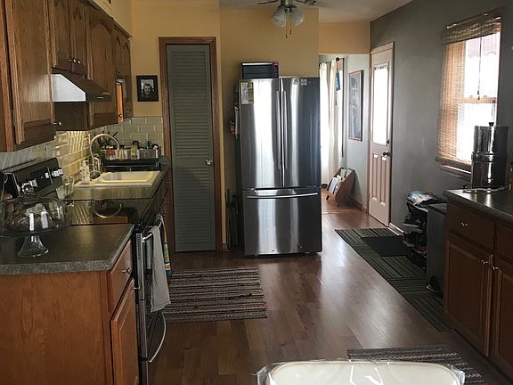 5th image of 3037 E Koenig Ave