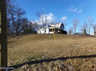 10821 Northland Dr NE, Rockford, MI 49341