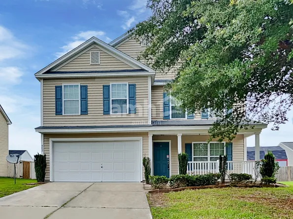 402 Early Morning Dr, Moncks Corner, SC 29461