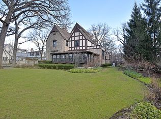 247 Chestnut St, Winnetka, IL 60093