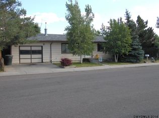 3525 Meadowlark Dr, Casper, WY 82604