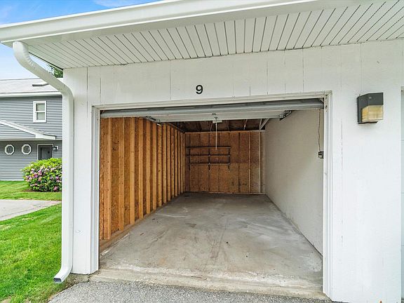 3rd image of 63 Birchwood Drive