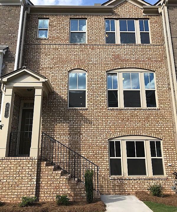 1st image of 630 Sunset Park Dr