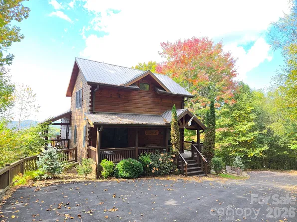 109 Valley Heights Dr, Mars Hill, NC 28754