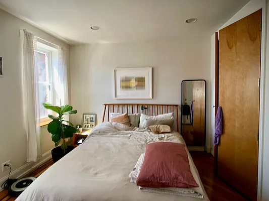 Rented by Ideal Properties Group | media 19