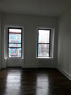 Rented by Solil Management | media 3