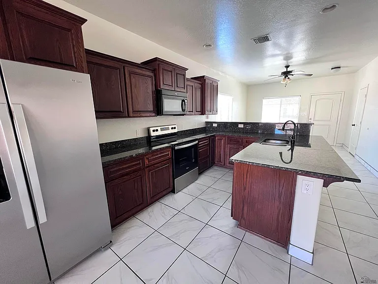 4532 S Agave Ave — Photo 9