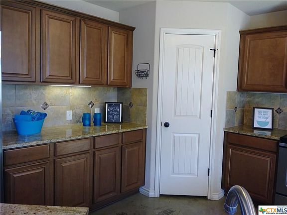 5th image of 5408 Fiesta Oak Dr