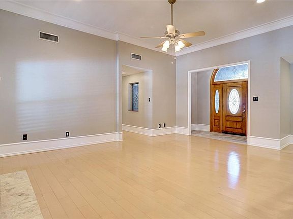5th image of 3601 Medford Ct
