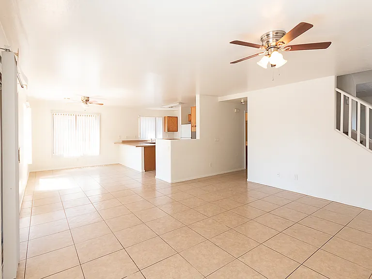 10601 W Monte Vista Rd — Photo 4