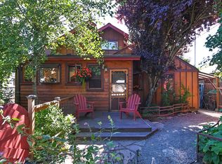 1353 Arthur St, Eugene, OR 97402