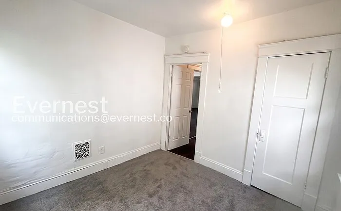 3353 E 132nd St #2 — Photo 10