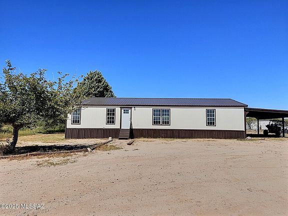 2nd image of 1098 E Katie Ln
