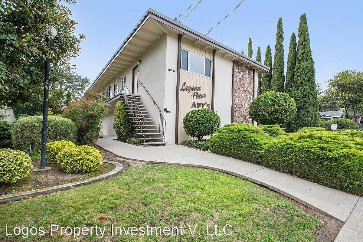 Laguna Pines — Photo 1