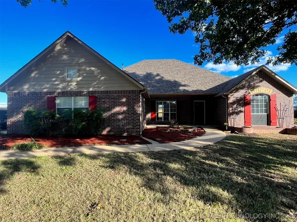 8250 Overlook Trl, Claremore, OK 74019