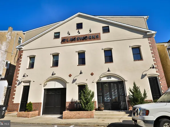 304 E Hector St #2, Conshohocken, PA 19428