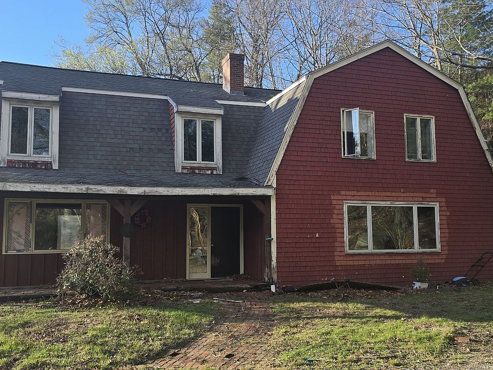 1st image of 420 Salem St