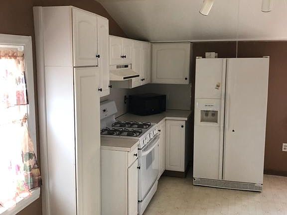 3rd image of 203 Glenrich Ave
