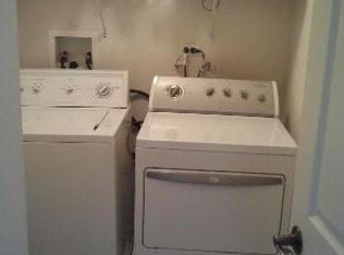 642 Lancaster Dr, Hampshire, IL 60140