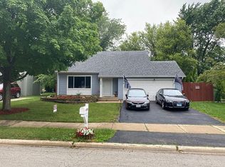 3129 Timber Hill Ln, Aurora, IL 60504