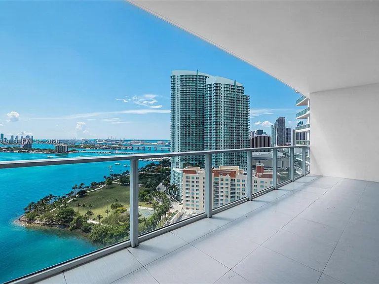 2020 N Bayshore Dr #3904 — Photo 22