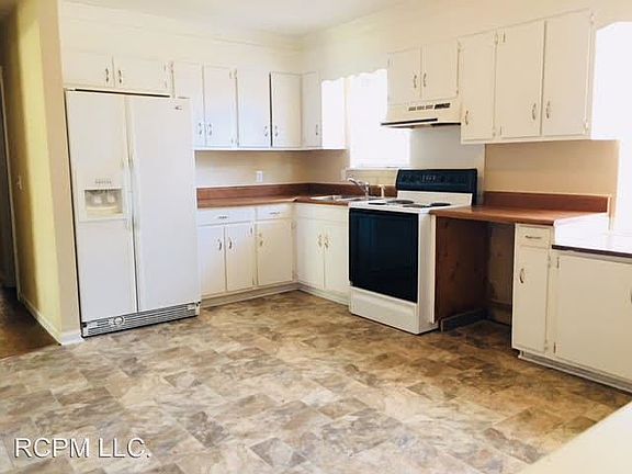4th image of 3317 Lockwood Ct SW