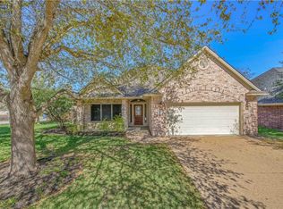 101 Hartford Dr, College Station, TX 77845