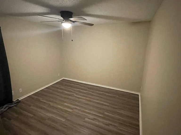 3431 N Hills Dr #121 — Photo 9